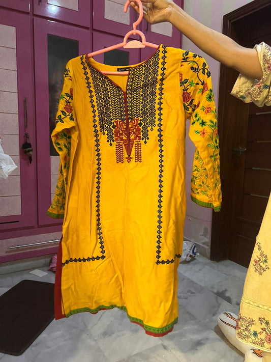 J. Embroidered yellow kurta